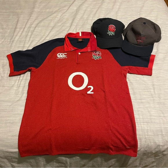 England Rugby bundle of shirt (size medium) and two hats. - Picture 2 of 10